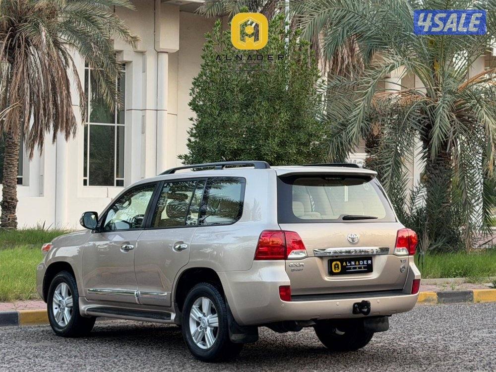 لاند كروزر GX_R V8 موديل 2015 وارد الساير5