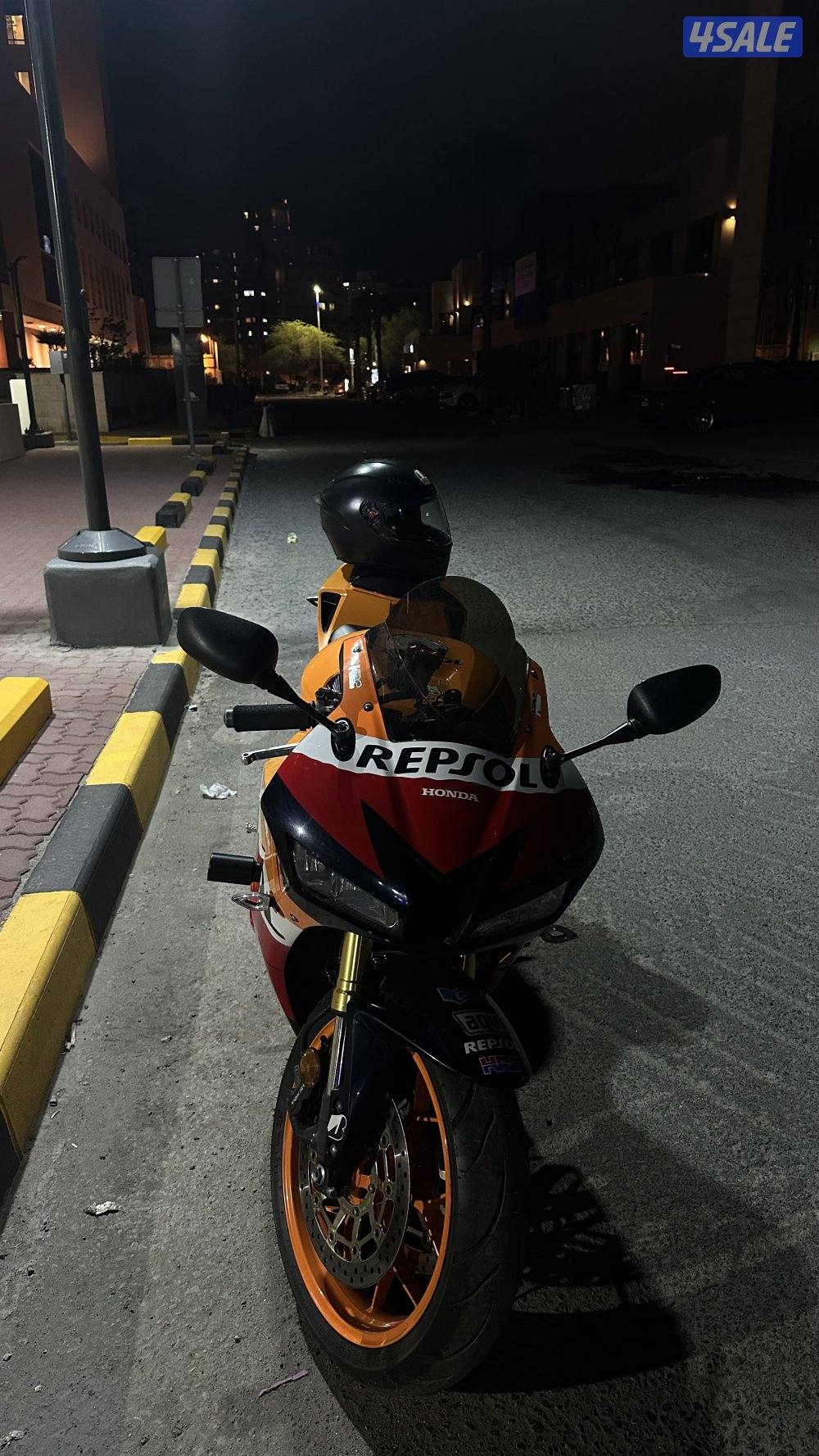 Honda CBR 600RR 2013 Respsol edition7