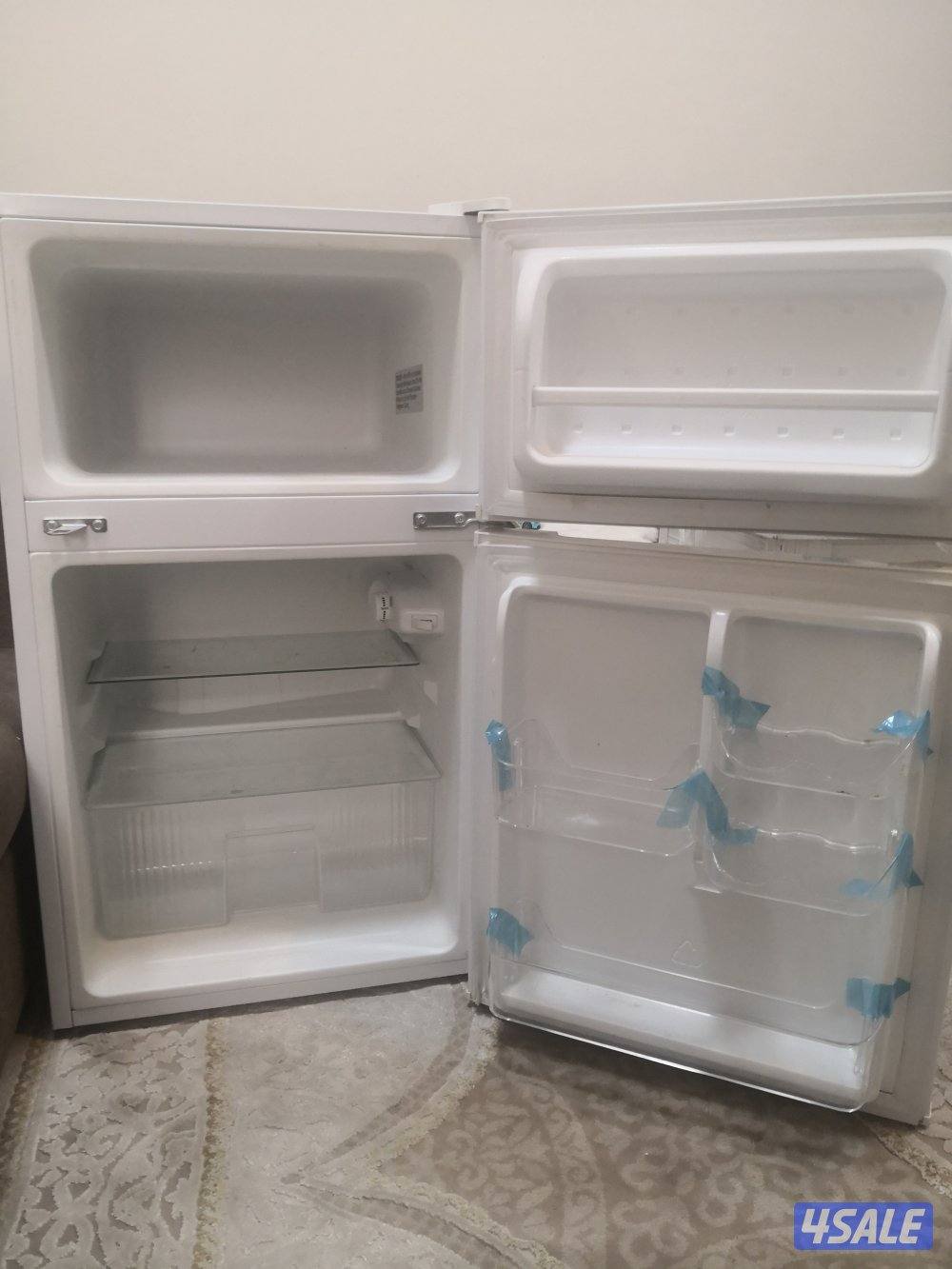 ثلاجه صغيره ماركه Mastertech1