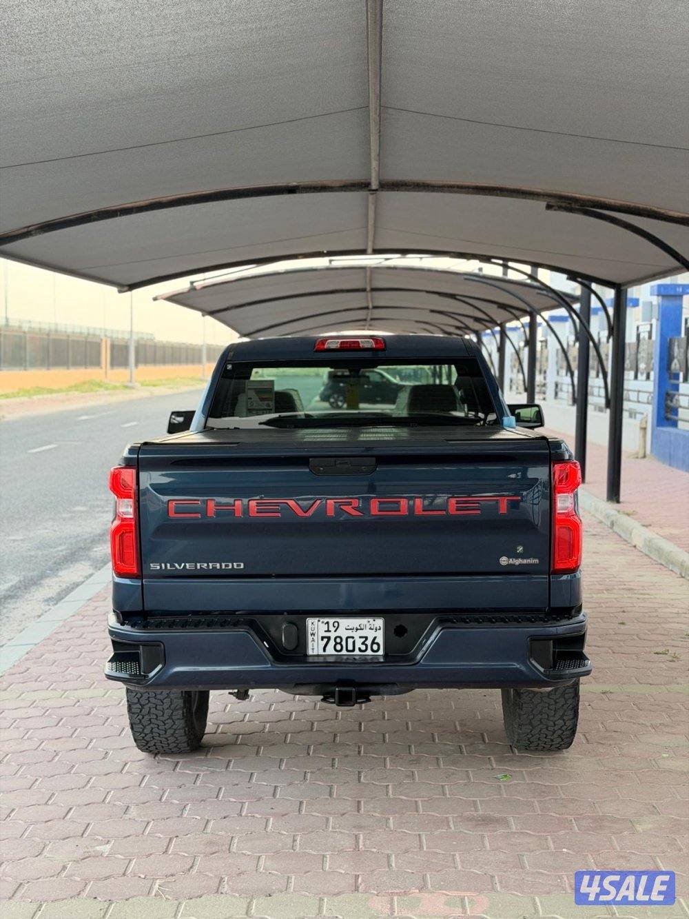 للبيع سلفرادو 2021 V8 وارد الغانم6