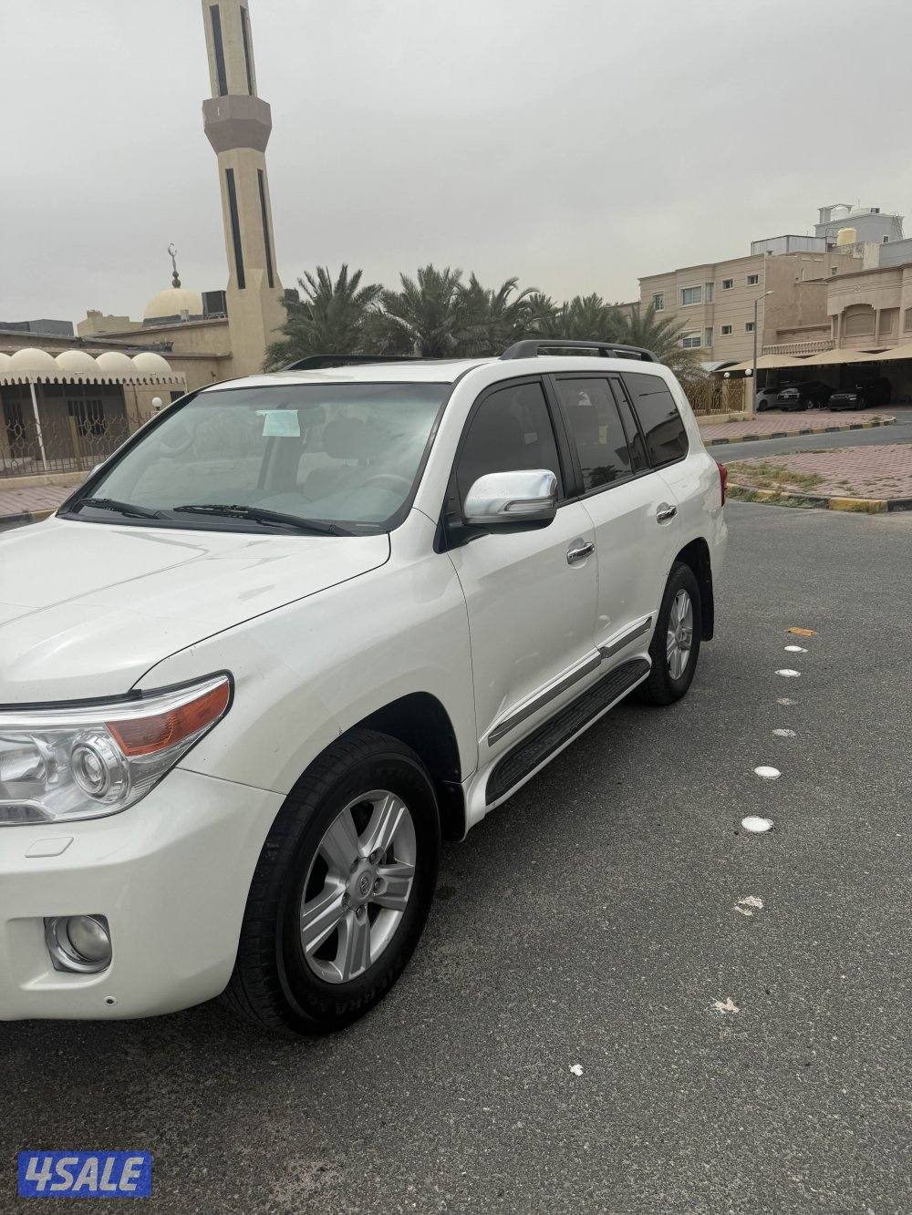 للبيع لاند موديل ٢٠١٤ الساير فحص مكينه قير شاصي0