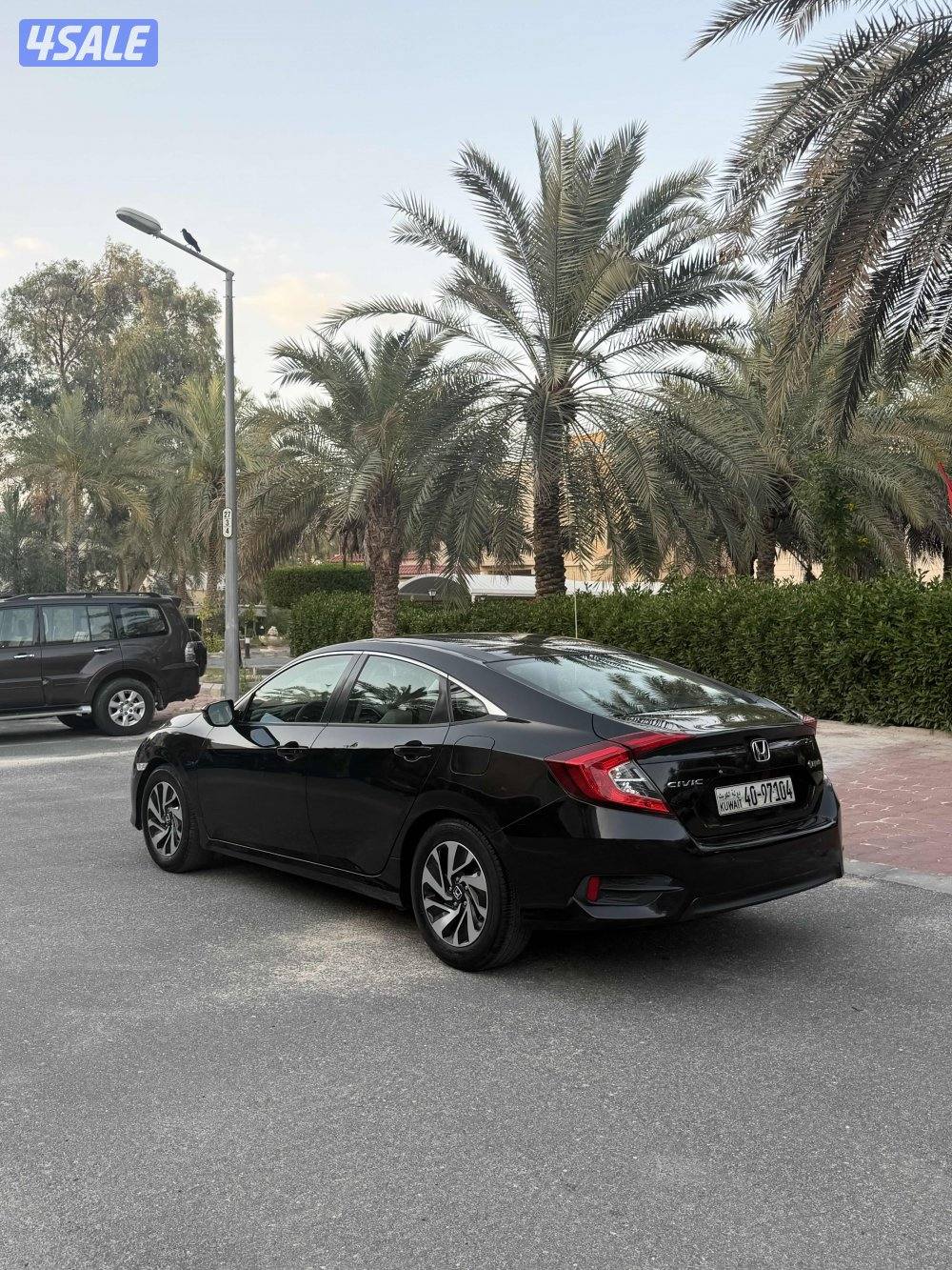 للبيع هوندا سيفيك موديل 20172