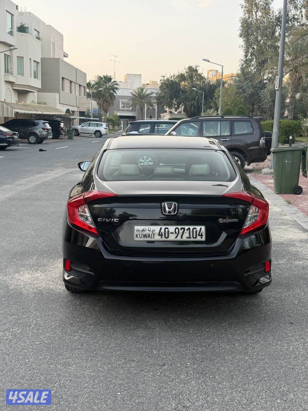 للبيع هوندا سيفيك موديل 20173