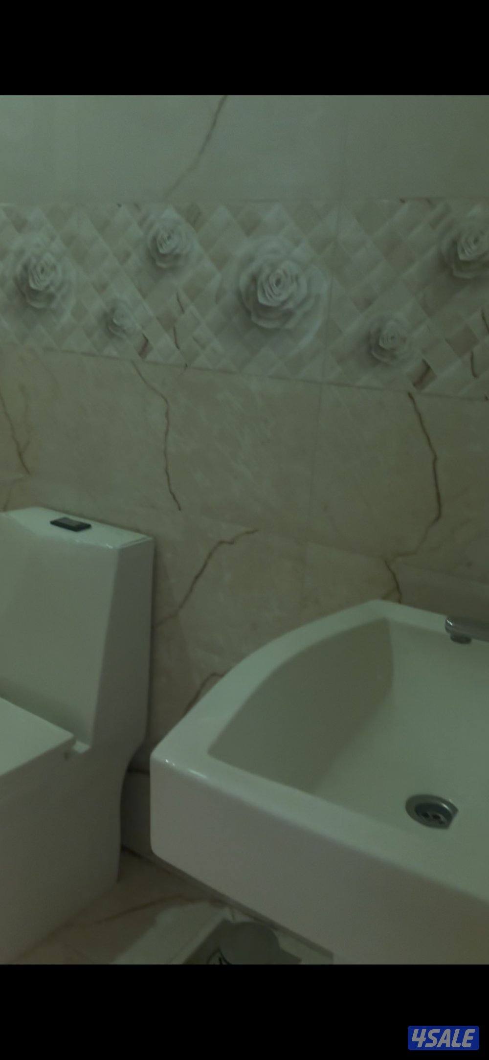 شقة للإيجار معاريس كويتيين فقط او وافدين معاريس يوجد فيديو للشقتين2