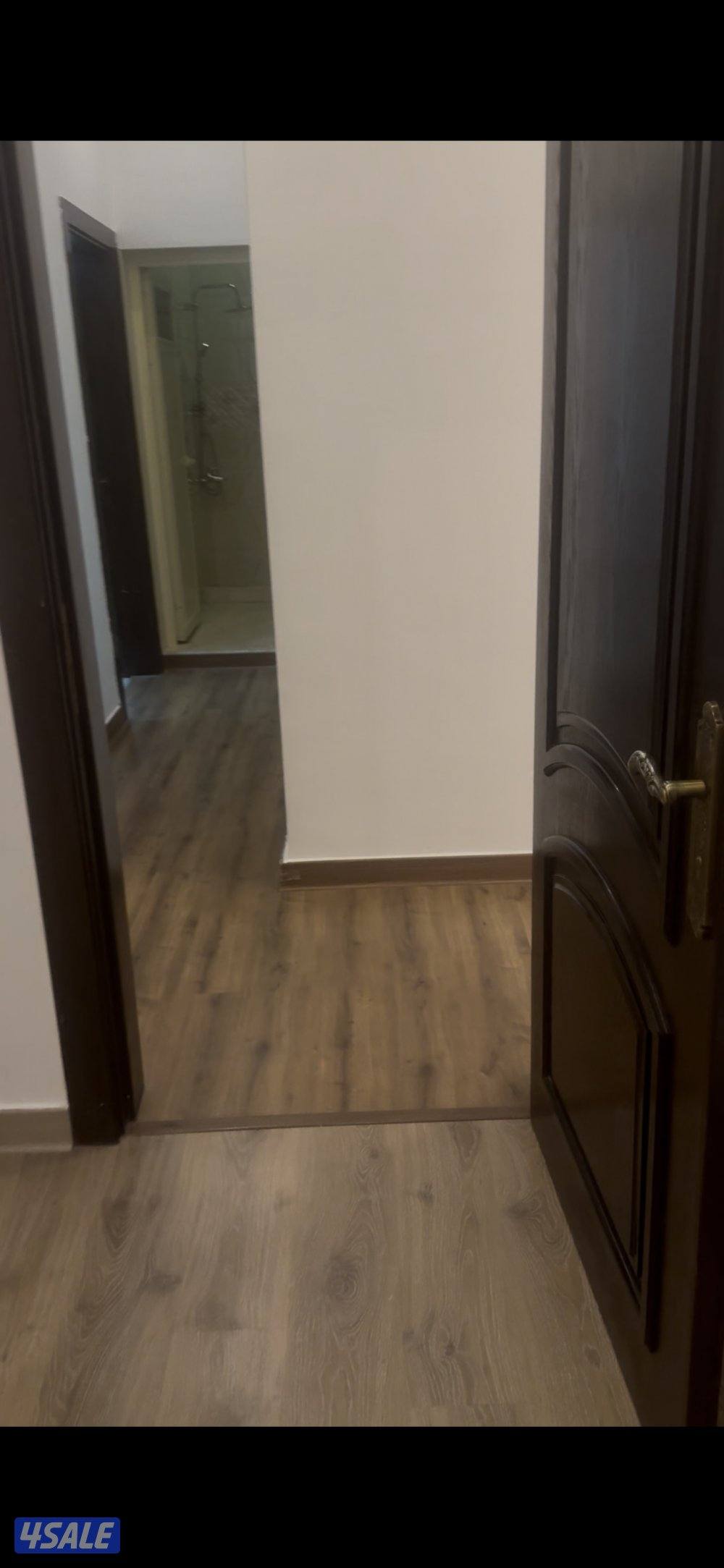 شقة للإيجار معاريس كويتيين فقط او وافدين معاريس يوجد فيديو للشقتين6