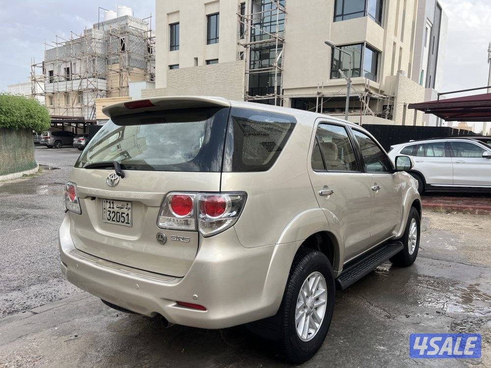 للبيع فورتنر ٢٠١٣2