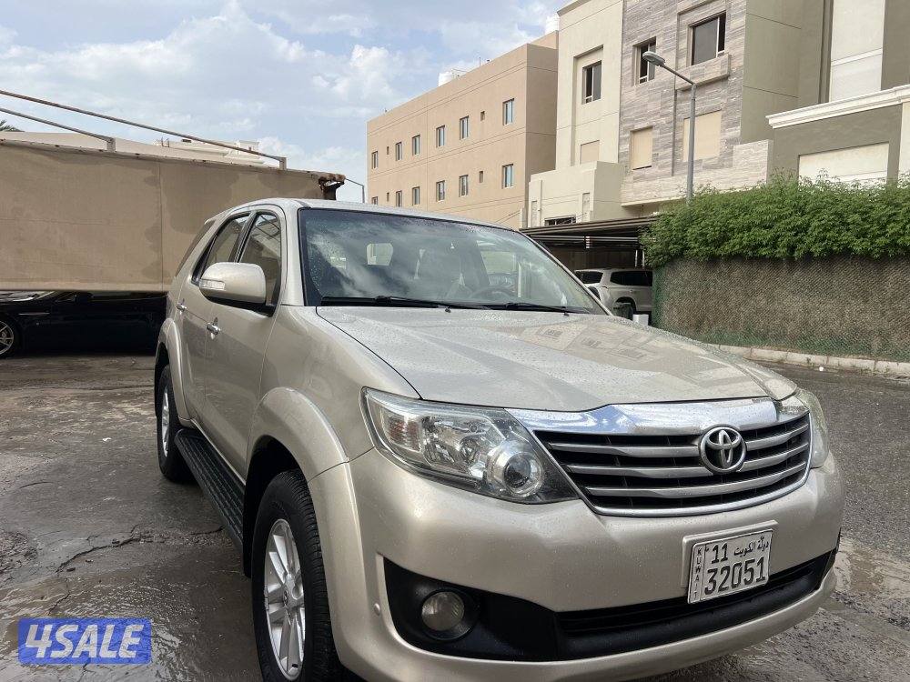 للبيع فورتنر ٢٠١٣1