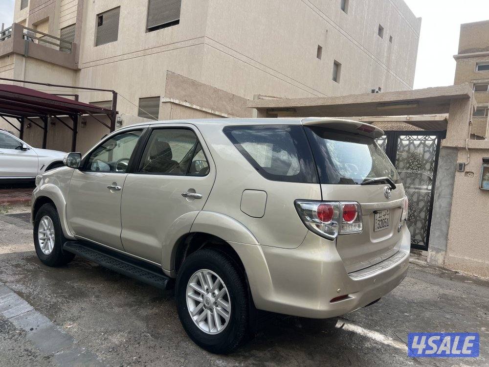 للبيع فورتنر ٢٠١٣5