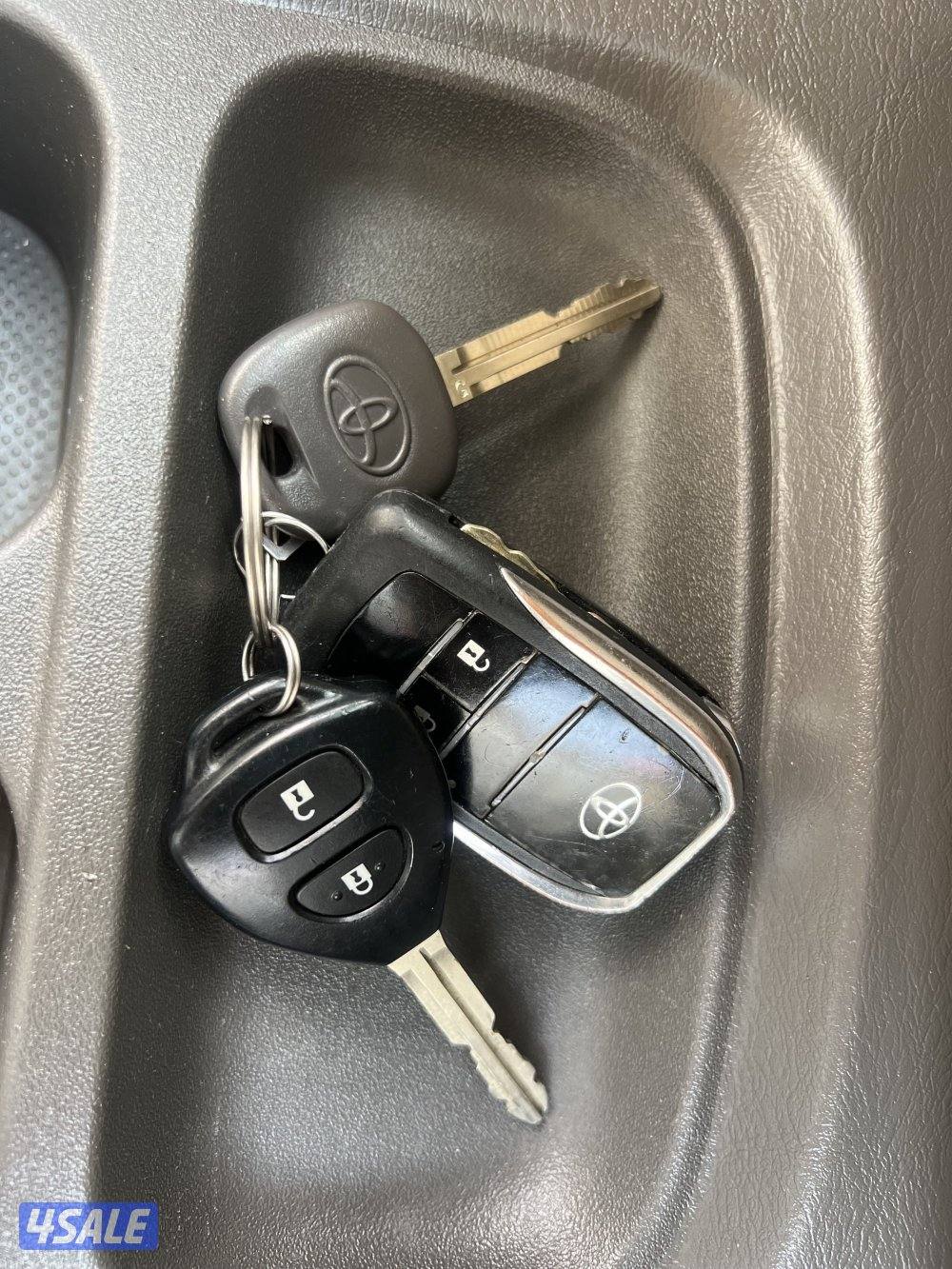 للبيع فورتنر ٢٠١٣8