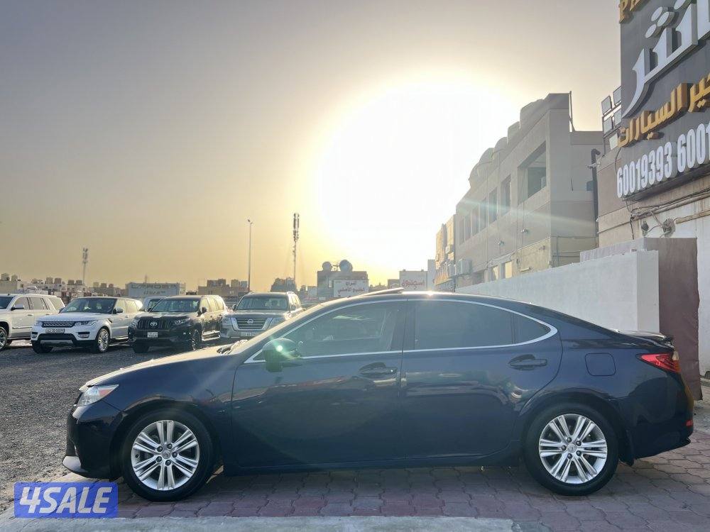 للبيع لكزس ES250 موديل 20144