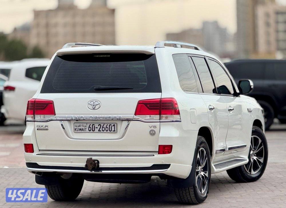 لاندكروزر تورنق 2021 سقنجر صبغ وكاله2