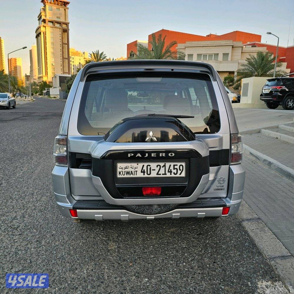 Mitsubishi Pajero GLS 20165