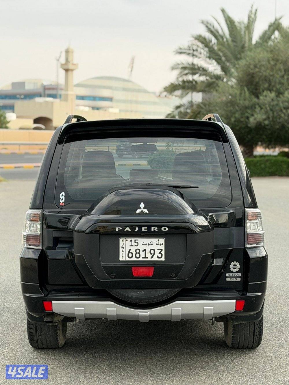 باجيرو 2018 بحالة الوكالة كامل المواصفات5