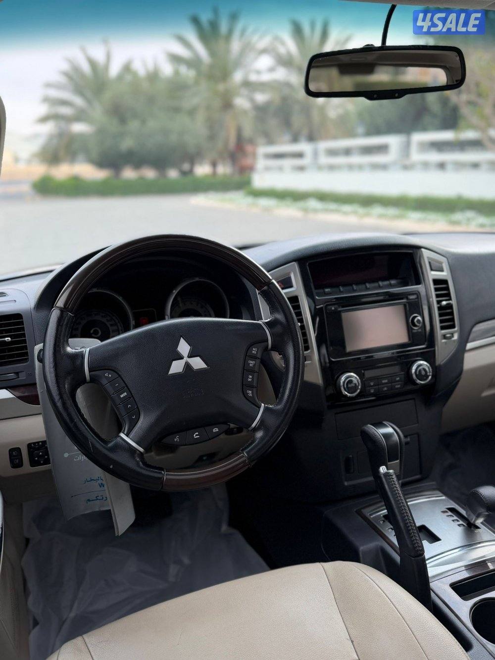 باجيرو 2018 بحالة الوكالة كامل المواصفات6