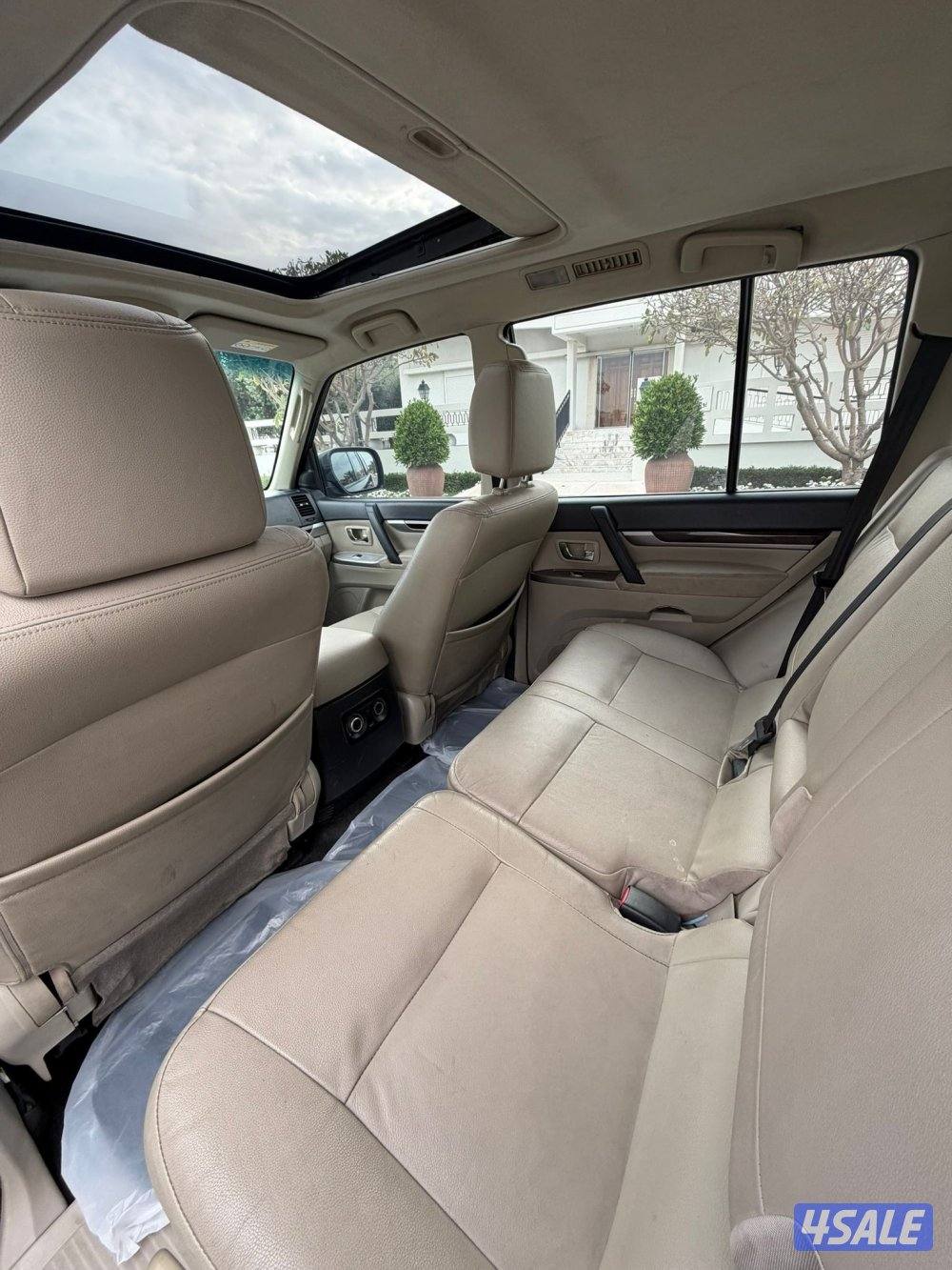 باجيرو 2018 بحالة الوكالة كامل المواصفات8