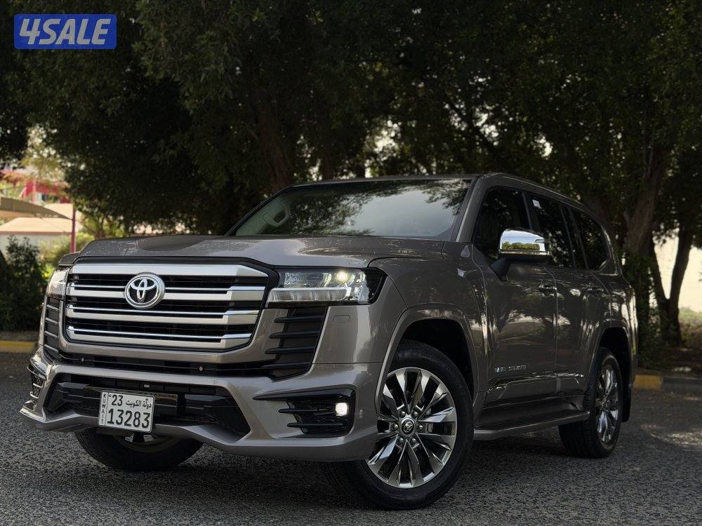 للبيع لاندكروزر 2025 GXR صبغ الوكاله0