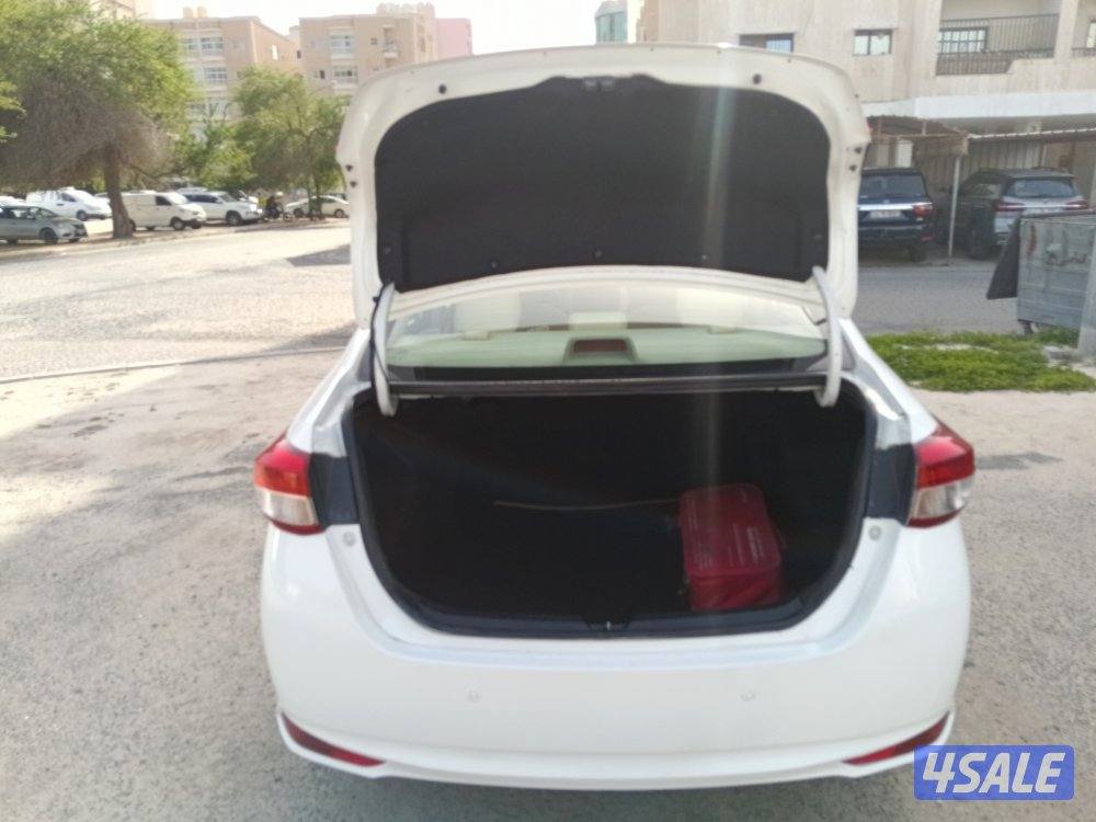 للبيع تويوتا يارس موديل 20225