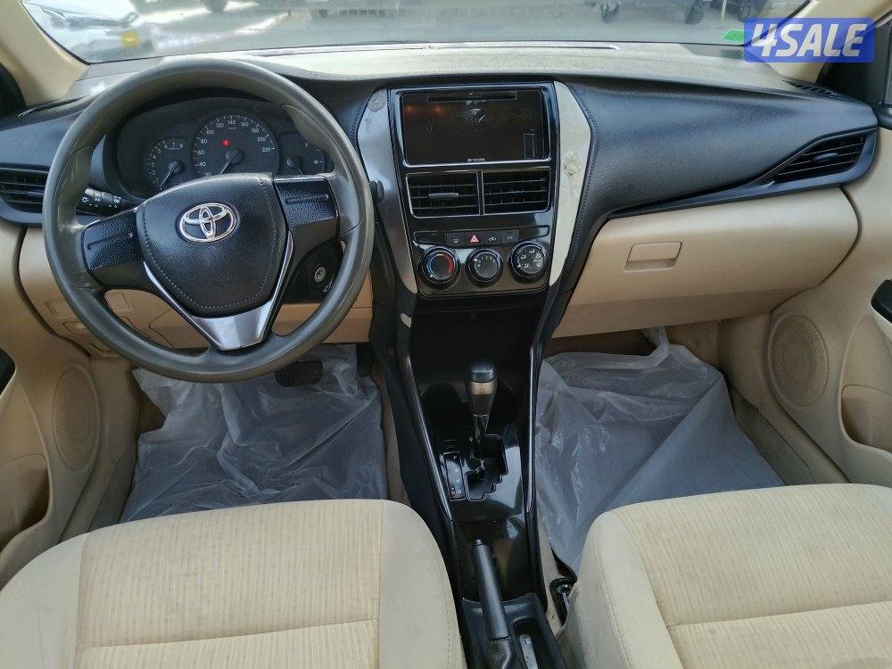 للبيع تويوتا يارس موديل 20226