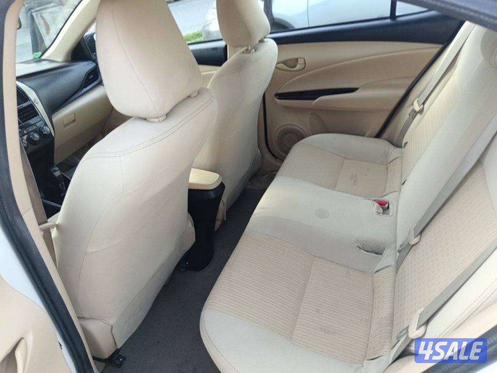 للبيع تويوتا يارس موديل 20228