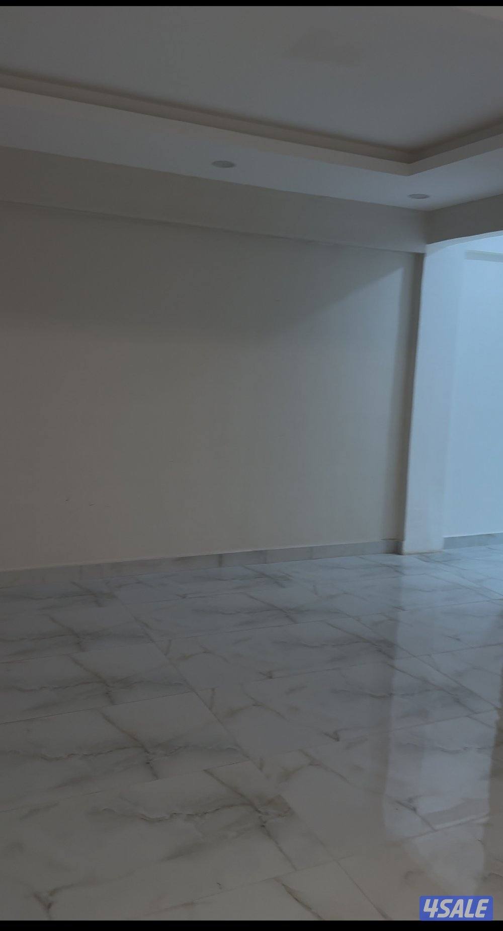 شقه للايجار الرقه دورين1