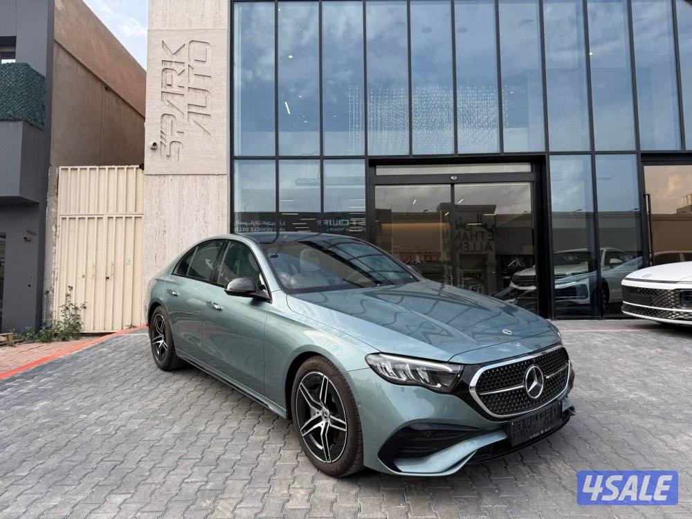 Mercedes E200 Premium0