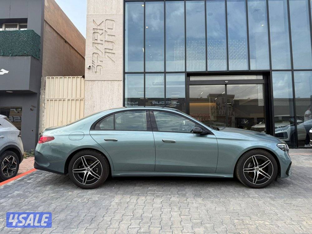 Mercedes E200 Premium1