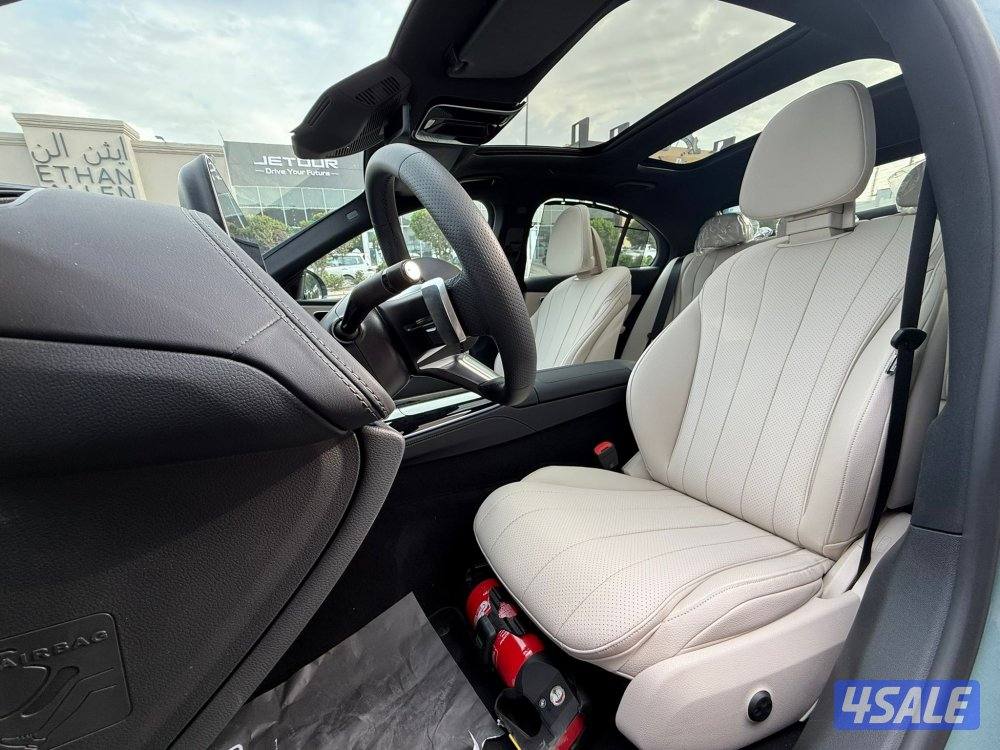 Mercedes E200 Premium4