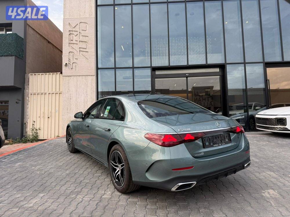 Mercedes E200 Premium8