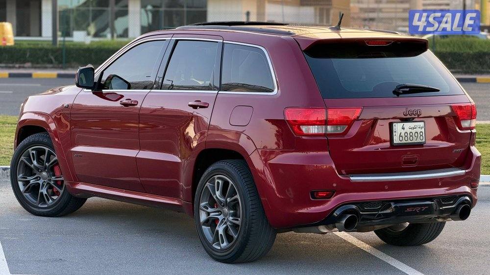 جراند شيروكي  // SRT 8  //  20138