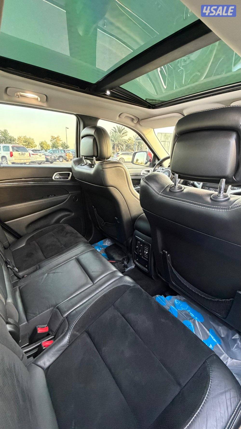 جراند شيروكي  // SRT 8  //  201310