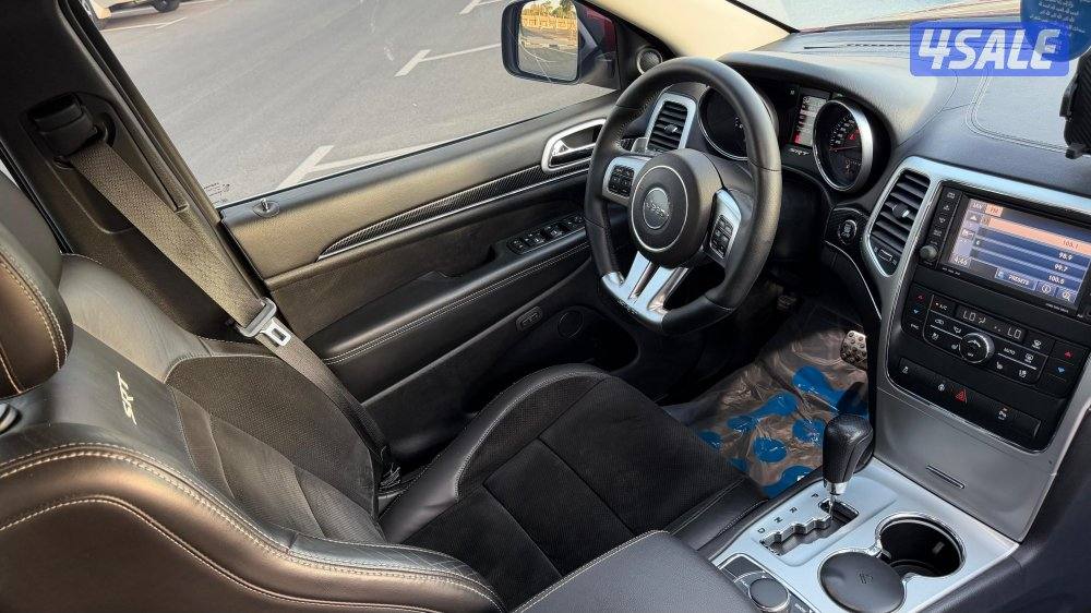 جراند شيروكي  // SRT 8  //  201312