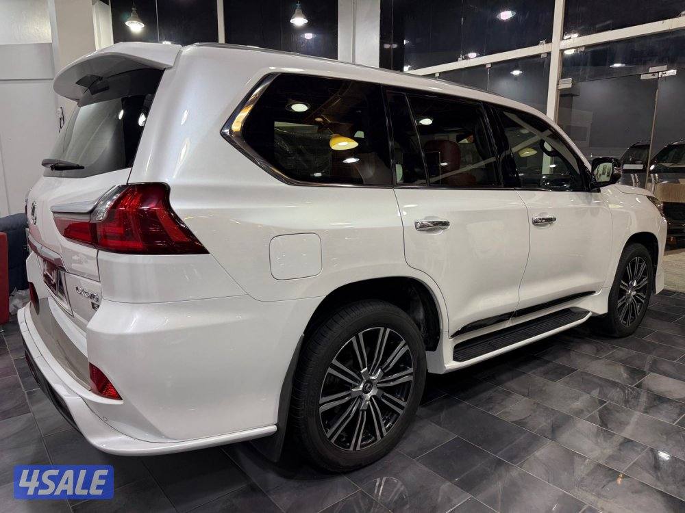 لكزس سبورت مالك اول صبغ وكالة3