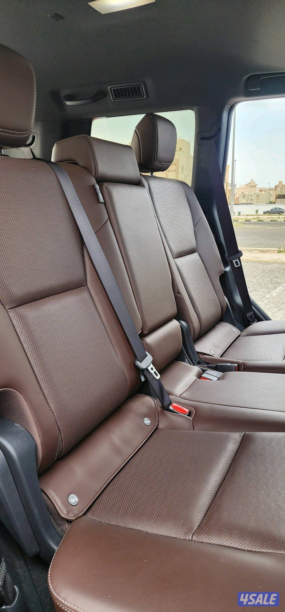 تويوتا 
برادو 2024
اعلى فئه12