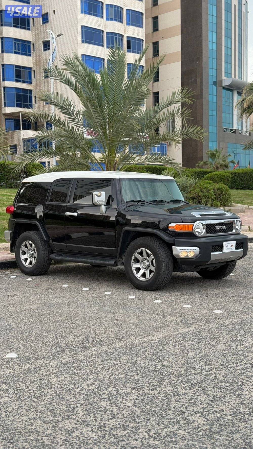 مكتب نتله لبيع وشراء وتثمين وعرض السيارات للبيع تويوتا FJ موديل 20174