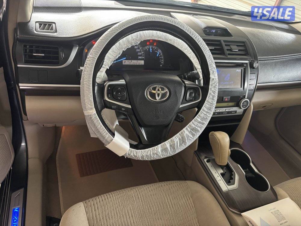 للبيع كامري 20141