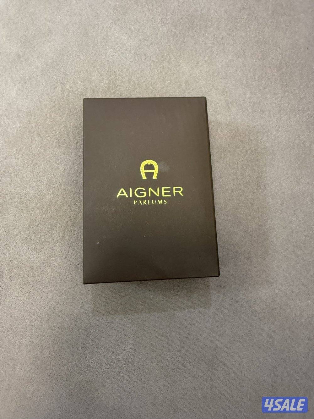 ساعه اقنر معاها تراجي و قلاده0