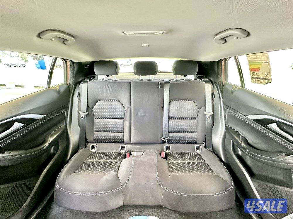 انفينيتي Q30 - الموديل:2018 - العداد:10811