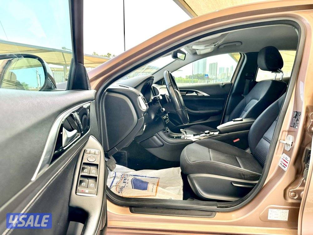 انفينيتي Q30 - الموديل:2018 - العداد:10814