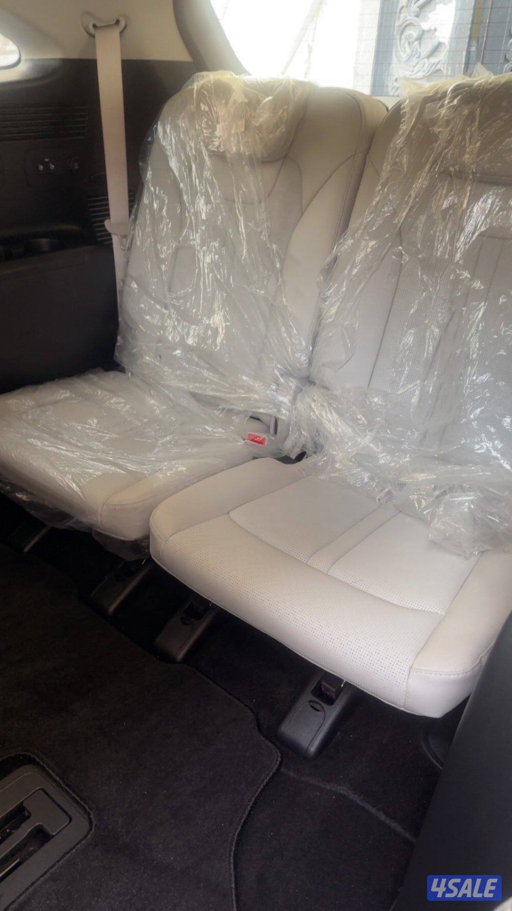 للبيع كيا سيرنتو٢٠٢٥ماشي ١٩ الفئه الثانيه جلد فل حمايه وتظليل نظيف جداً1