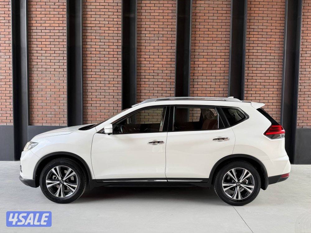 نيسان أكس تريل SL موديل 2018 بحاله الوكاله1