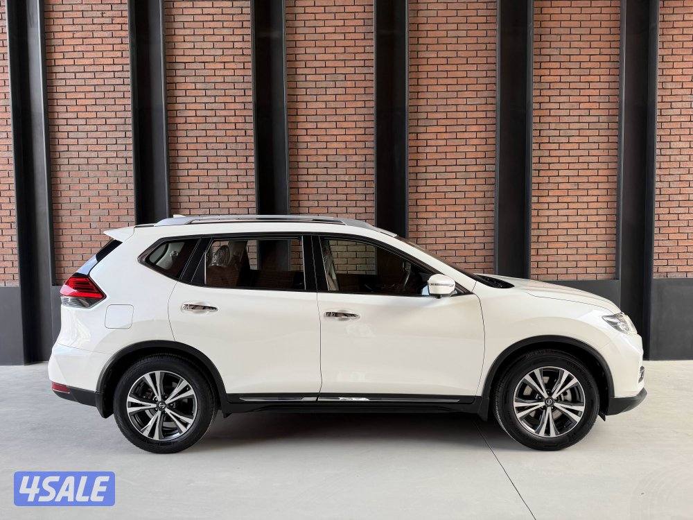 نيسان أكس تريل SL موديل 2018 بحاله الوكاله5