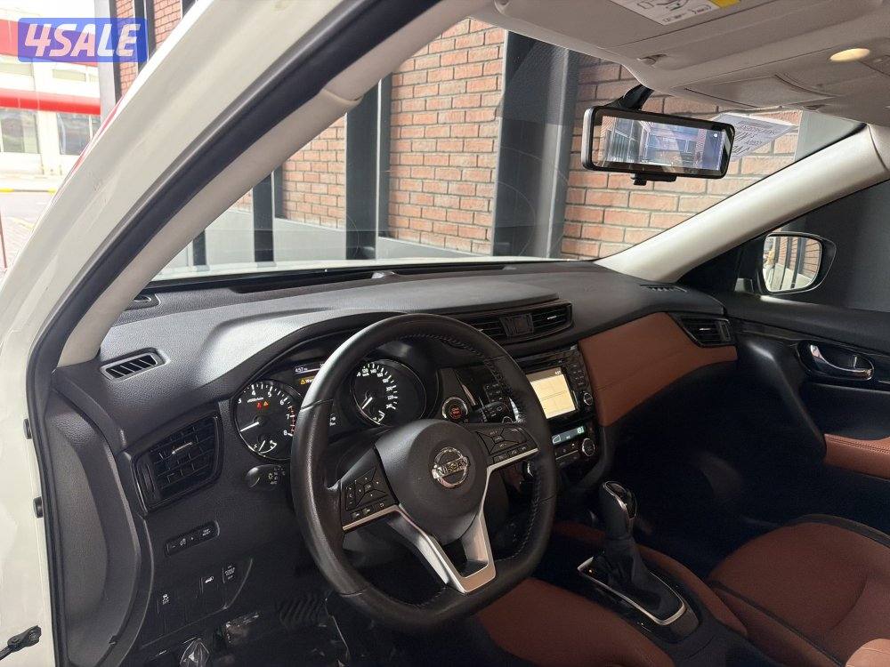 نيسان أكس تريل SL موديل 2018 بحاله الوكاله11