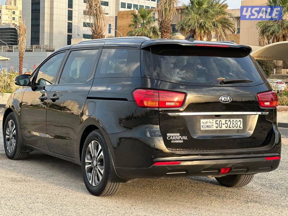 للبيع كيا كرنفال ماشي ١٥٠ الف كيلو سيرفس وكالة3
