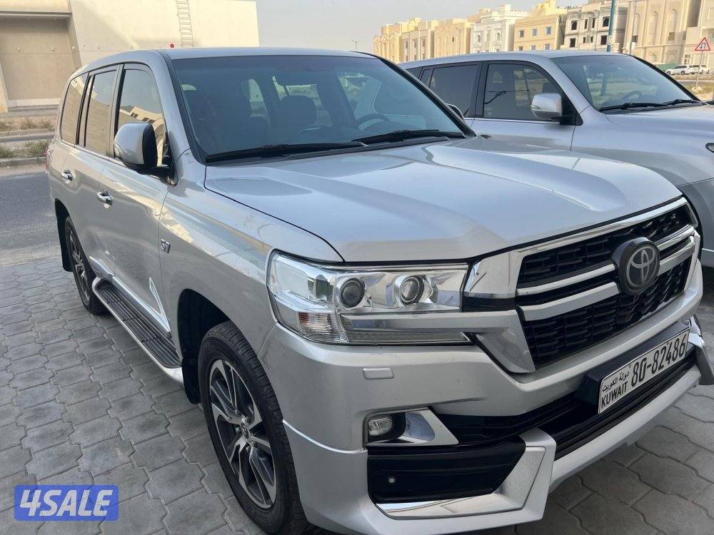 لاندكروزموديل ٢٠٢٠VXR ماشي ٢٢٧ الف شرط الفحص صبغ وكالة2