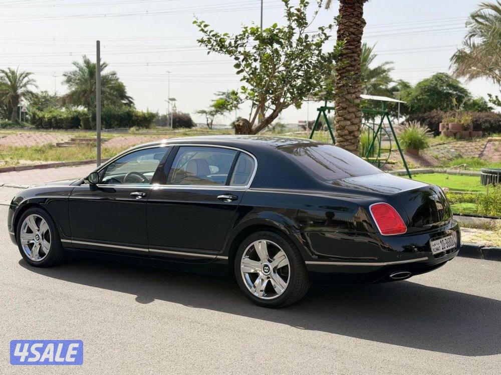 بنتلي فلانق سبير موديل 2009 ماشي 100 بحالة ممتازة جداً2