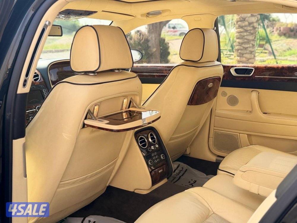 بنتلي فلانق سبير موديل 2009 ماشي 100 بحالة ممتازة جداً6
