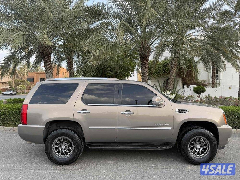 كاديلاك اسكاليد موديل 2007 بحاله الوكاله6