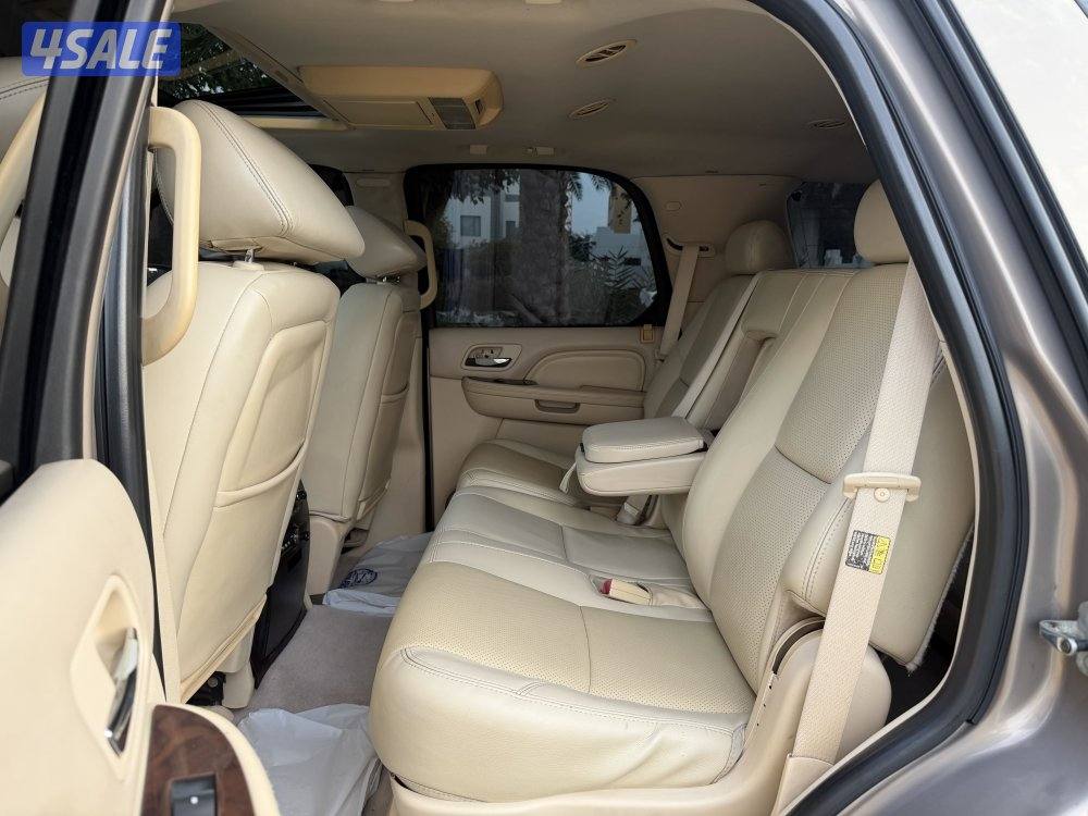 كاديلاك اسكاليد موديل 2007 بحاله الوكاله10