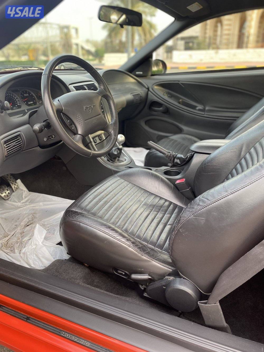 للبيع موستنق ماك ون10