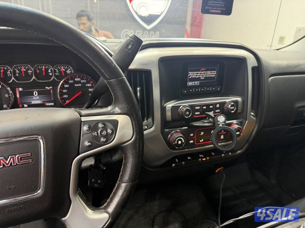 للبيع او البدل وانيت باب واحد سيرا دبل  قير8